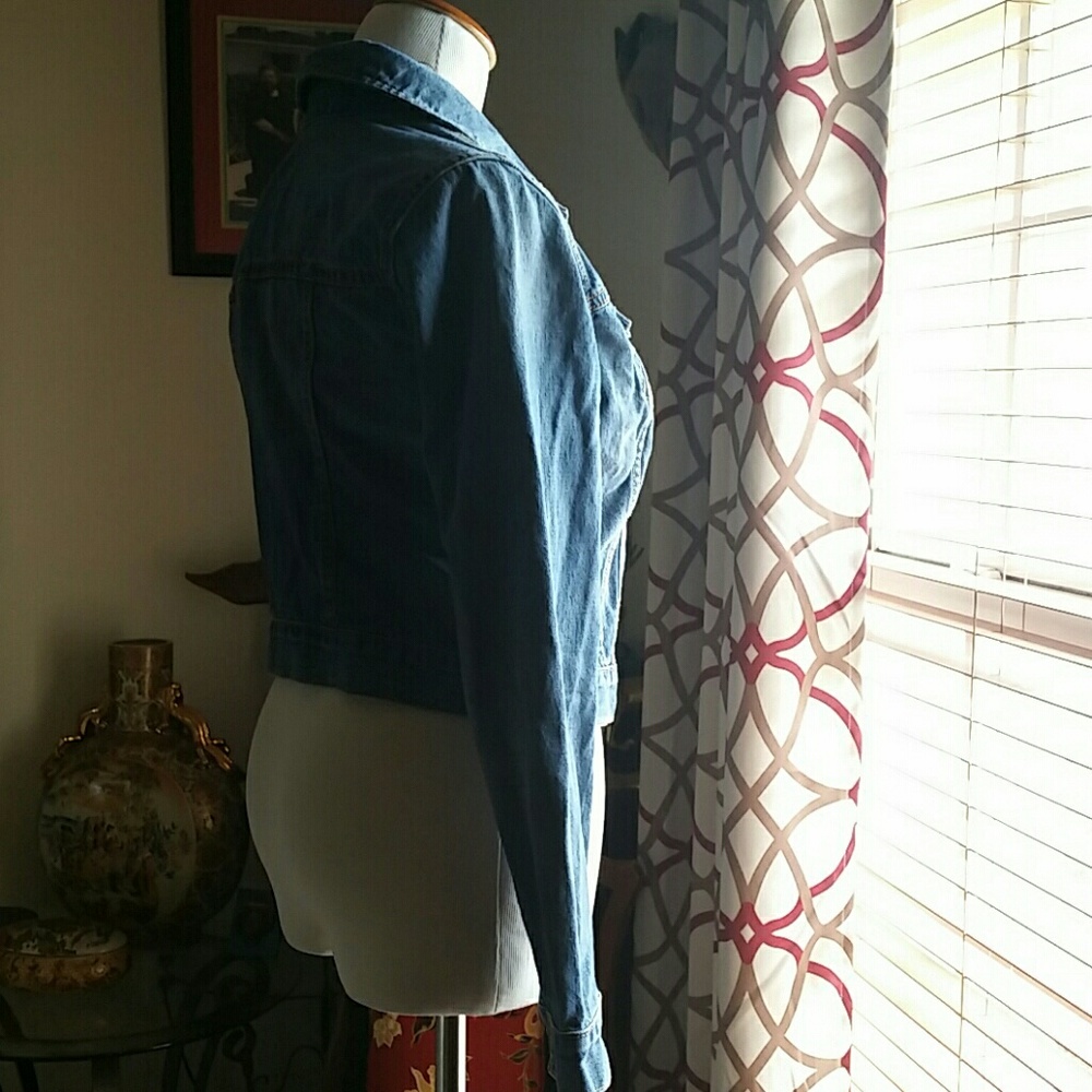 Old Navy jeans jacket. - Picture 3 of 8